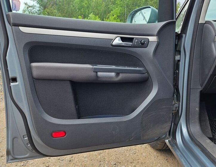 Volkswagen Touran 12