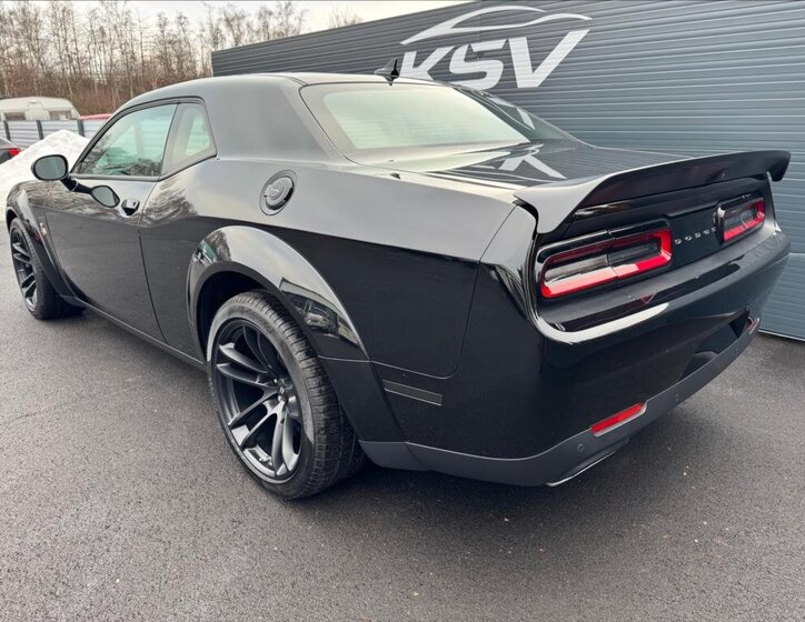 Dodge Challenger Kupé 6,4 l 362 kw