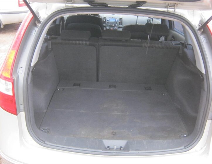 Hyundai i30 Kombi 1,6 l 92 kw