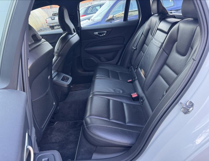 Volvo V60 Kombi 2,0 l 110 kw