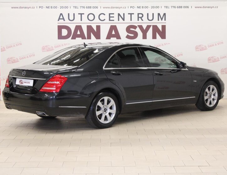 Mercedes-Benz Třídy S Sedan / Limuzína 3,0 l 190 kw