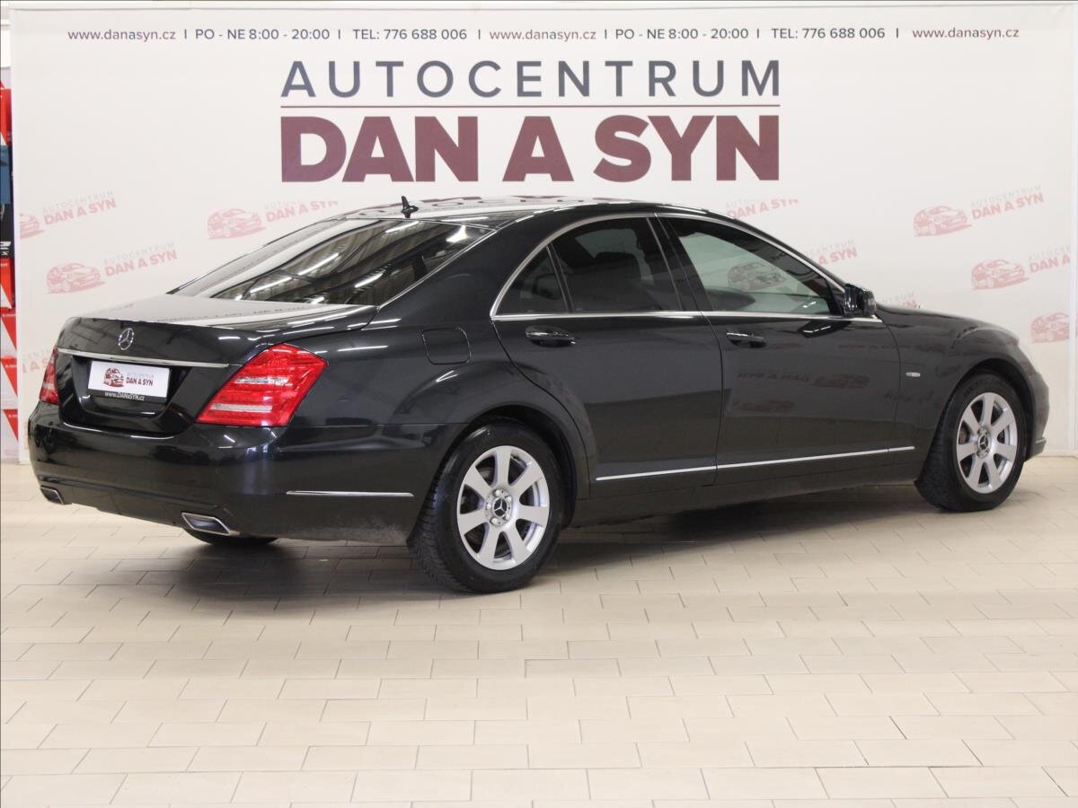 Mercedes-Benz Třídy S Sedan / Limuzína 3,0 l 190 kw