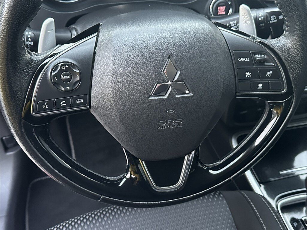 Mitsubishi Outlander SUV / Terénní 2,3 l 110 kw