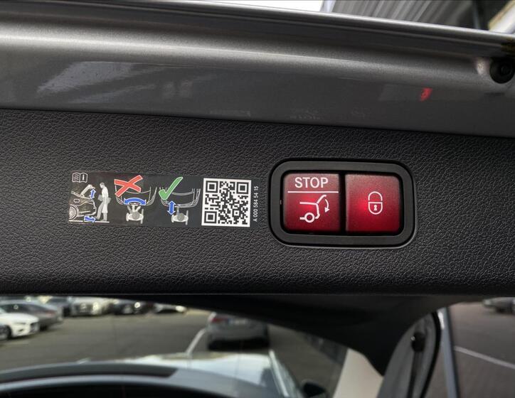 Mercedes-Benz Třídy E 27