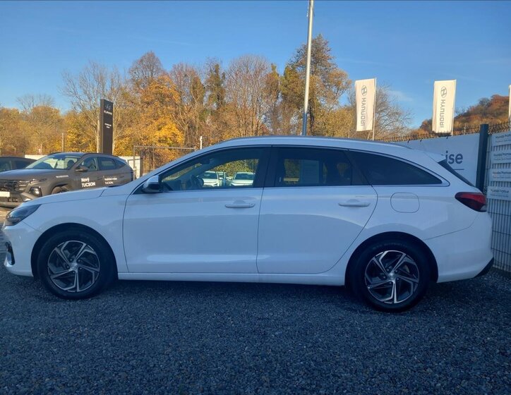 Hyundai i30 Kombi 998,0 88 kw