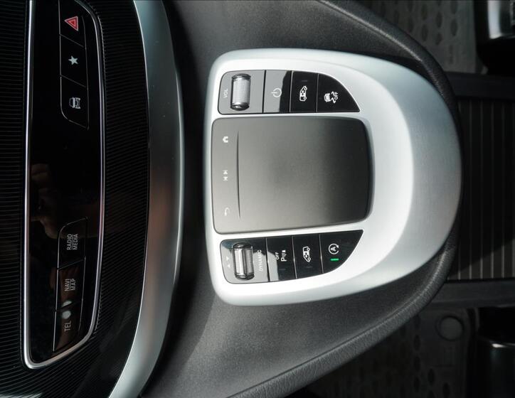 Mercedes-Benz Třídy V 24