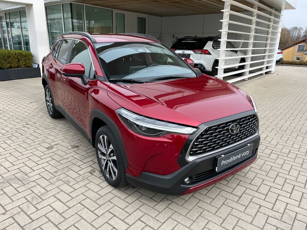Toyota Corolla Cross SUV / Terénní 1,8 l 72 kw