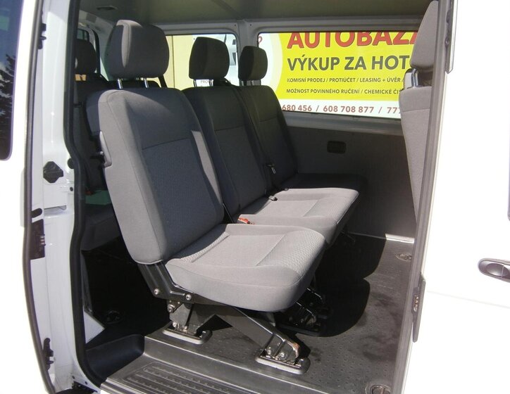 Volkswagen Transporter Kombi 2,0 l 75 kw