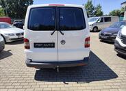Volkswagen Transporter 9