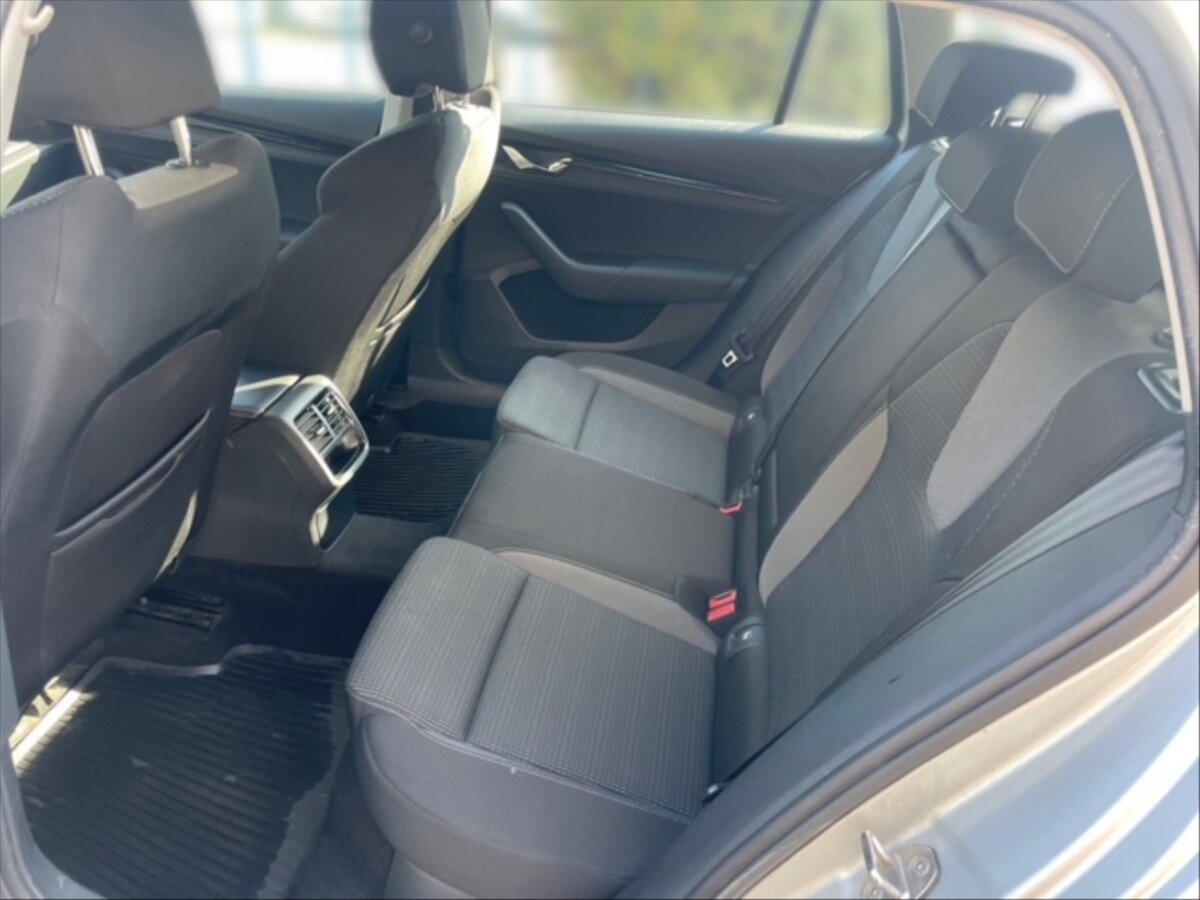 Škoda Octavia Kombi 2,0 l 110 kw