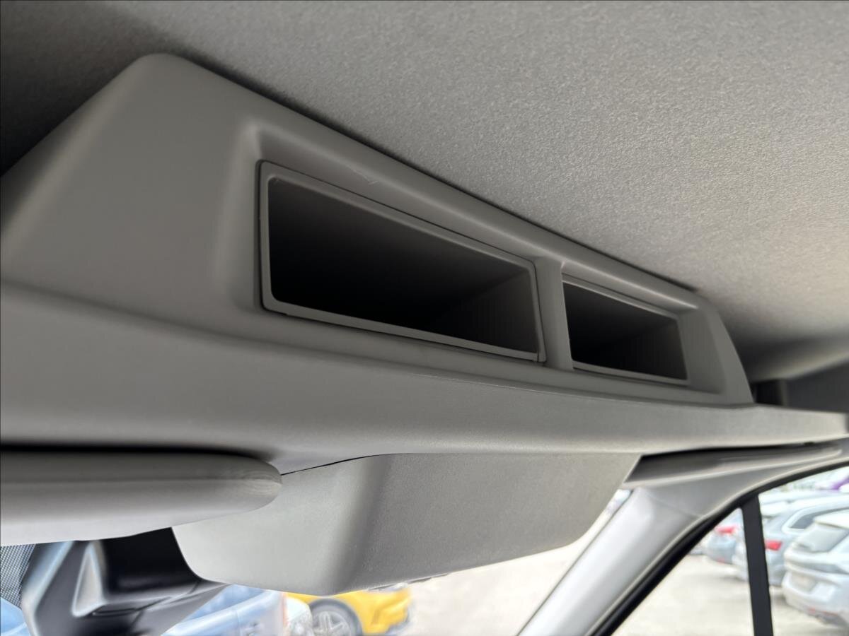 Ford Transit Skříň 2,0 l 96 kw