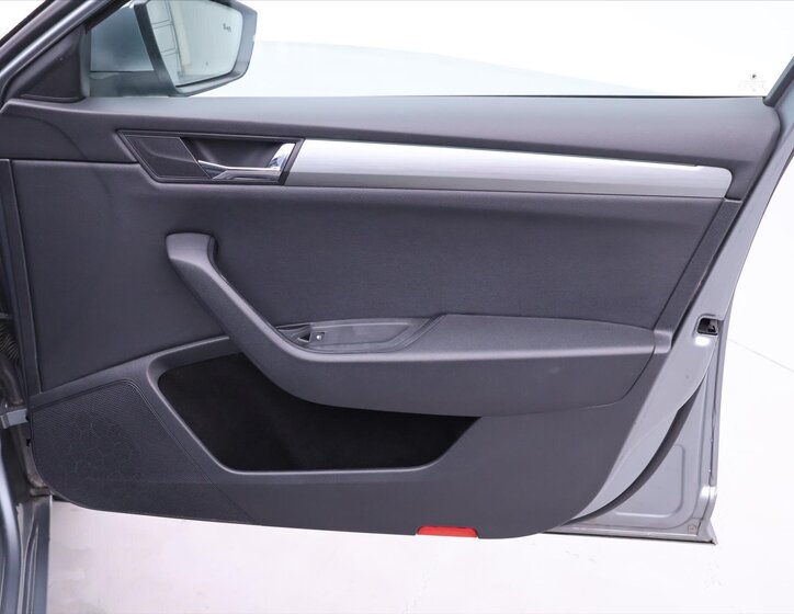 Audi A6 Allroad Kombi 3,0 l 200 kw