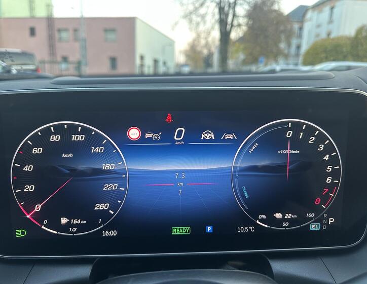 Mercedes-Benz GLC 11