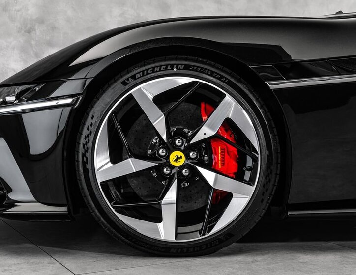 Ferrari Ostatní Kabriolet 6,5 l 607 kw
