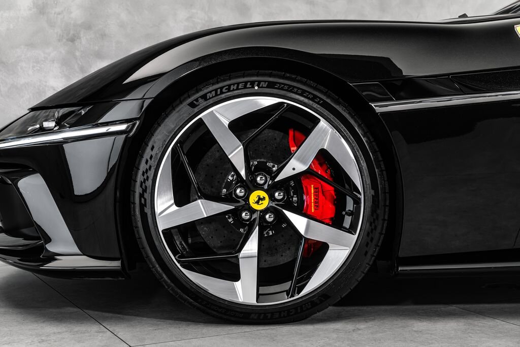 Ferrari Ostatní Kabriolet 6,5 l 607 kw
