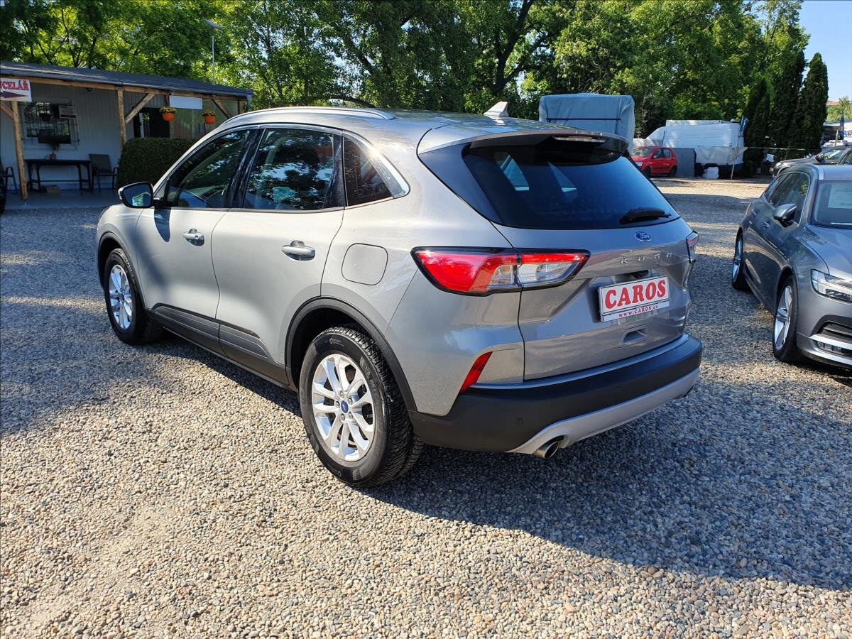 Ford Kuga SUV / Terénní 1,5 l 88 kw