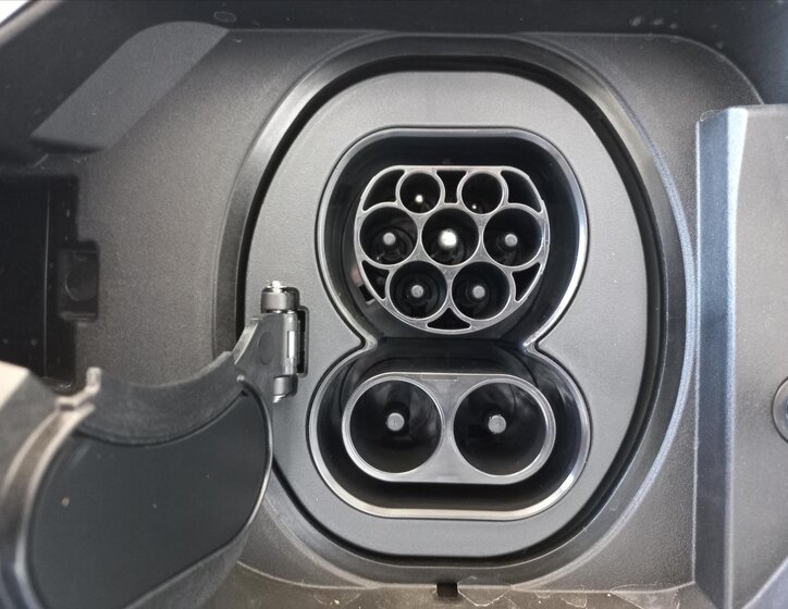 Toyota C-HR CUV / Crossover 2,0 l 0