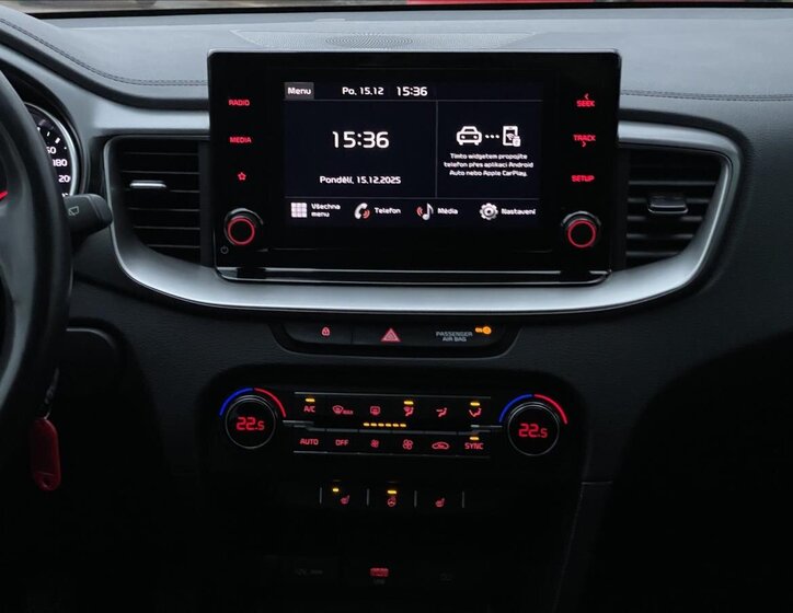 KIA Ceed Hatchback 998,0 74 kw