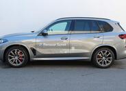 BMW X5 8