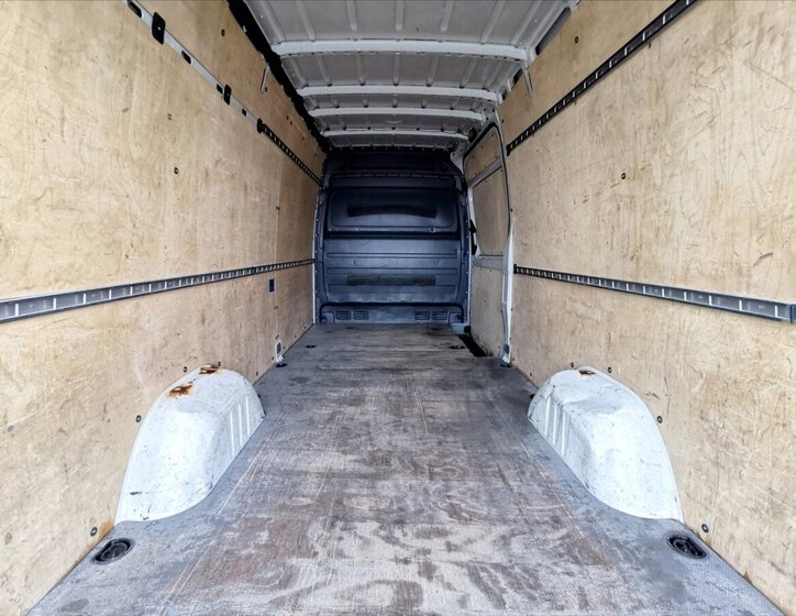 Volkswagen Crafter Ostatní 2,5 l 80 kw