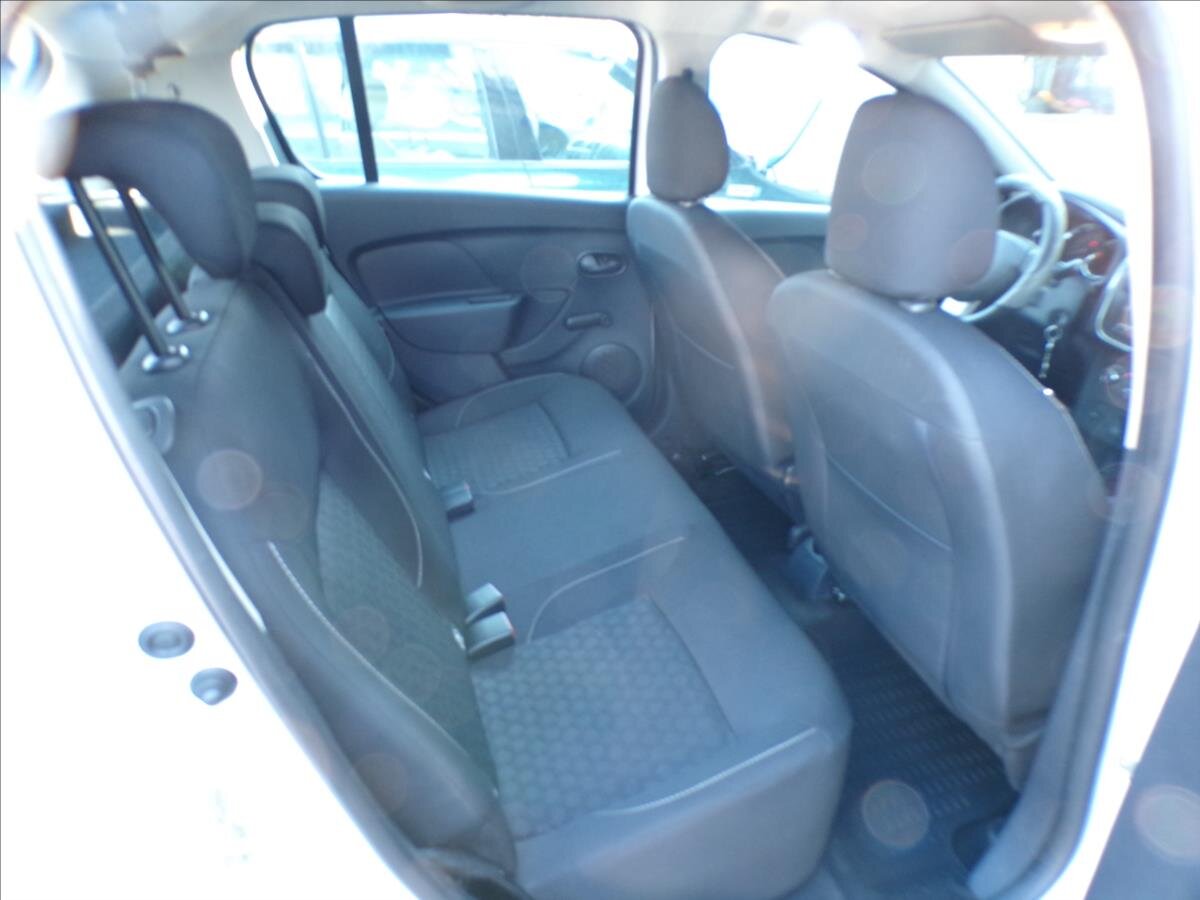 Dacia Sandero Hatchback 1,1 l 54 kw