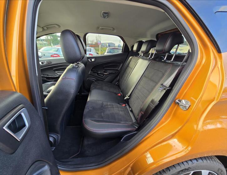 Ford EcoSport 12