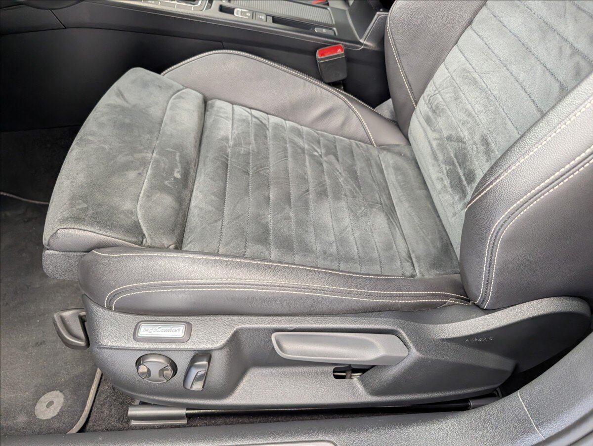 Volkswagen Passat Kombi 2,0 l 140 kw