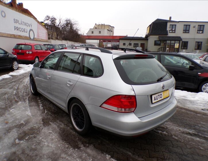 Volkswagen Golf Kombi 1,9 l 77 kw