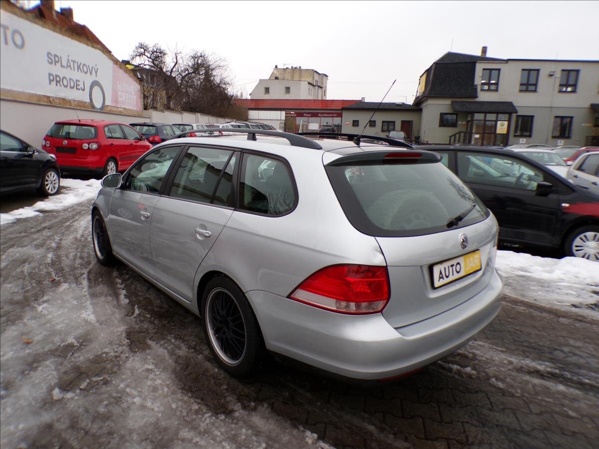 Volkswagen Golf Kombi 1,9 l 77 kw