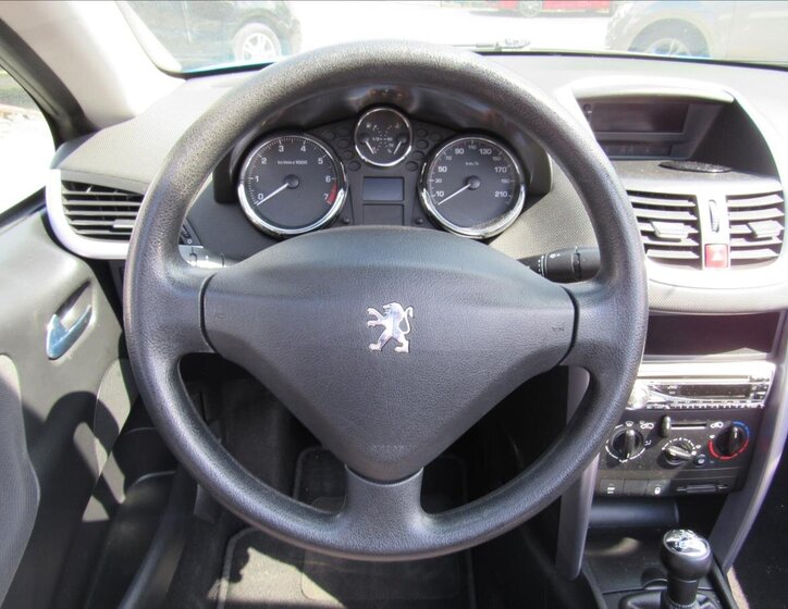 Peugeot 207 Kabriolet 1,6 l 88 kw