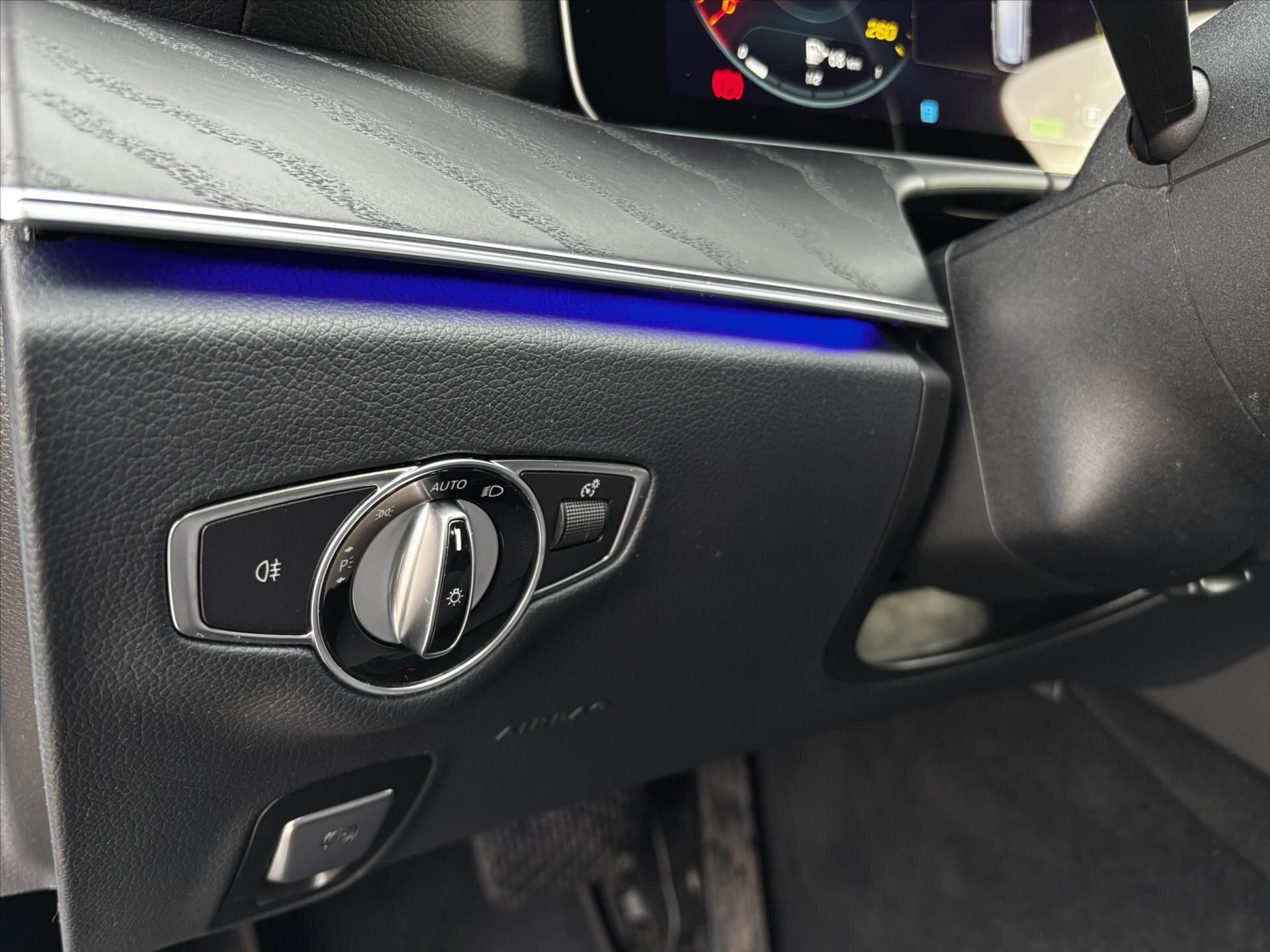 Mercedes-Benz Třídy E Kombi 2,0 l 143 kw