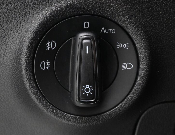 Škoda Karoq SUV / Terénní 1,5 l 110 kw