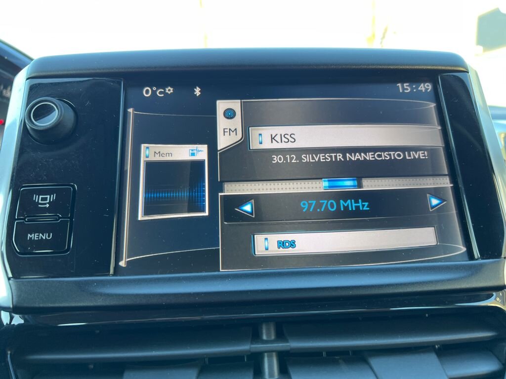 Peugeot 208 Hatchback 1,4 l 70 kw