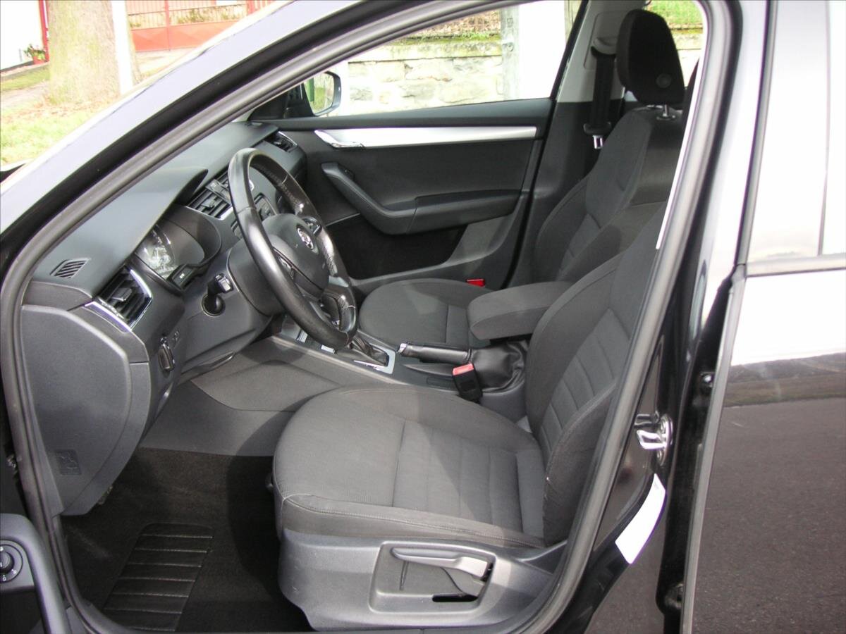 Škoda Octavia Kombi 2,0 l 110 kw