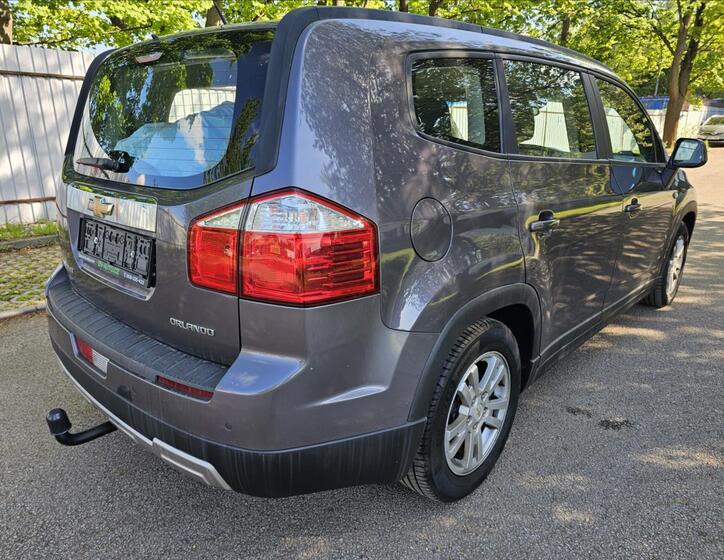 Chevrolet Orlando 6