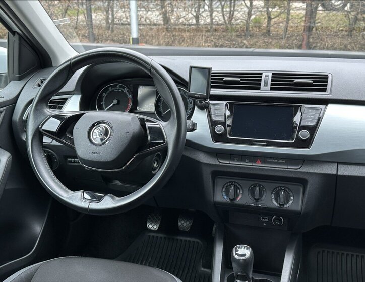 Škoda Fabia Hatchback 999,0 70 kw