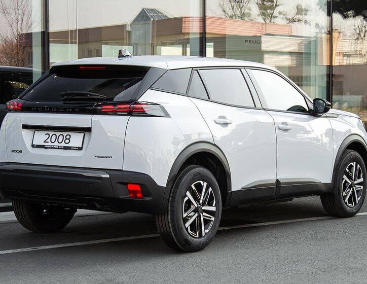 Peugeot 2008 SUV / Terénní 1,2 l 81 kw