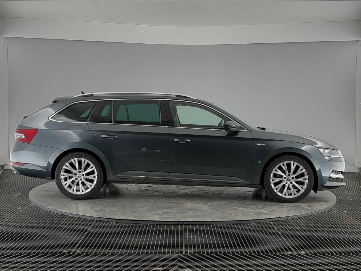 Škoda Superb Kombi 2,0 l 147 kw
