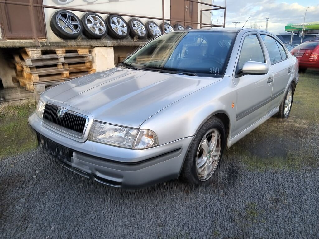 Škoda Octavia Liftback 1,6 l 74 kw