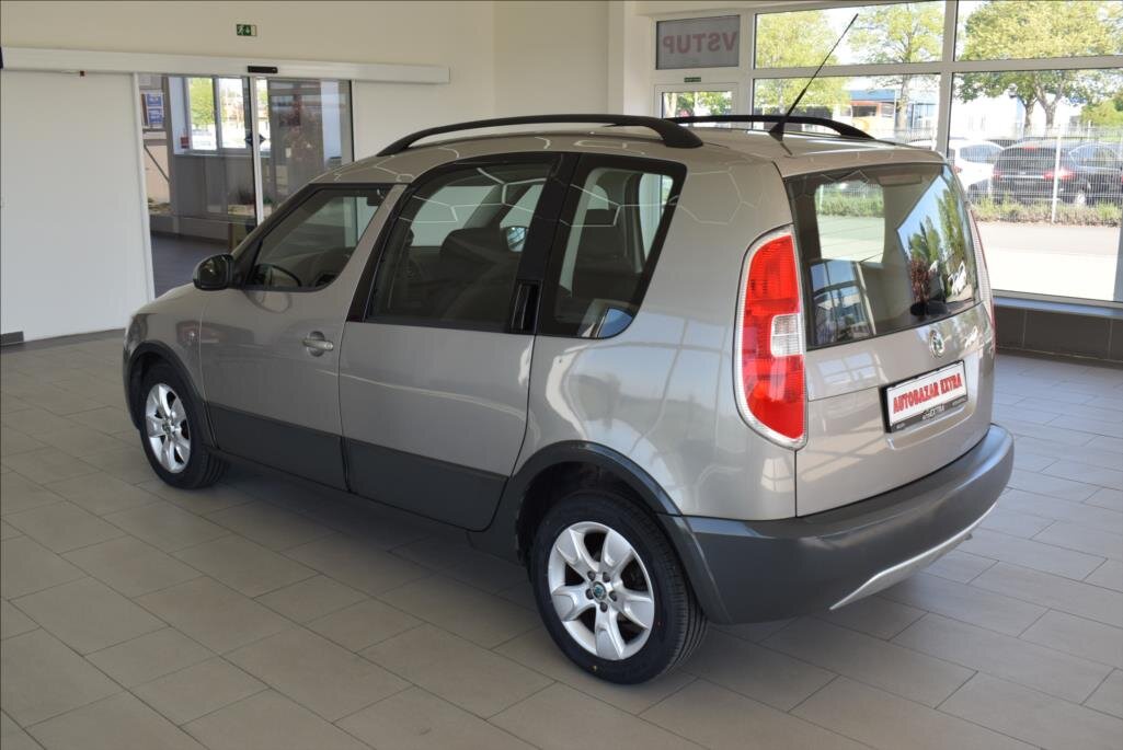 Škoda Roomster Kombi 1,2 l 63 kw