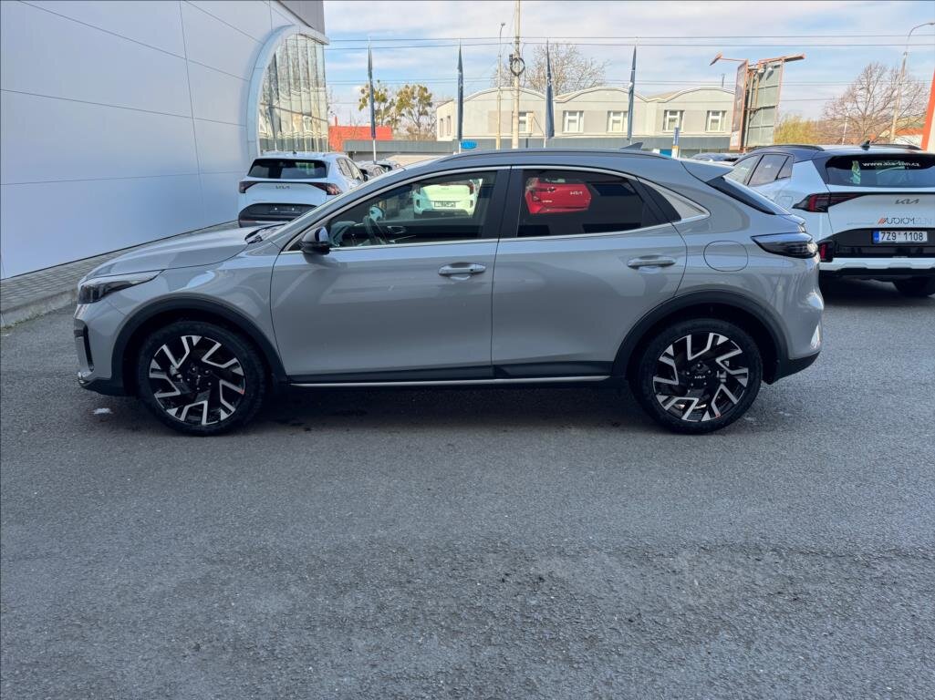 KIA XCeed CUV / Crossover 1,6 l 110 kw