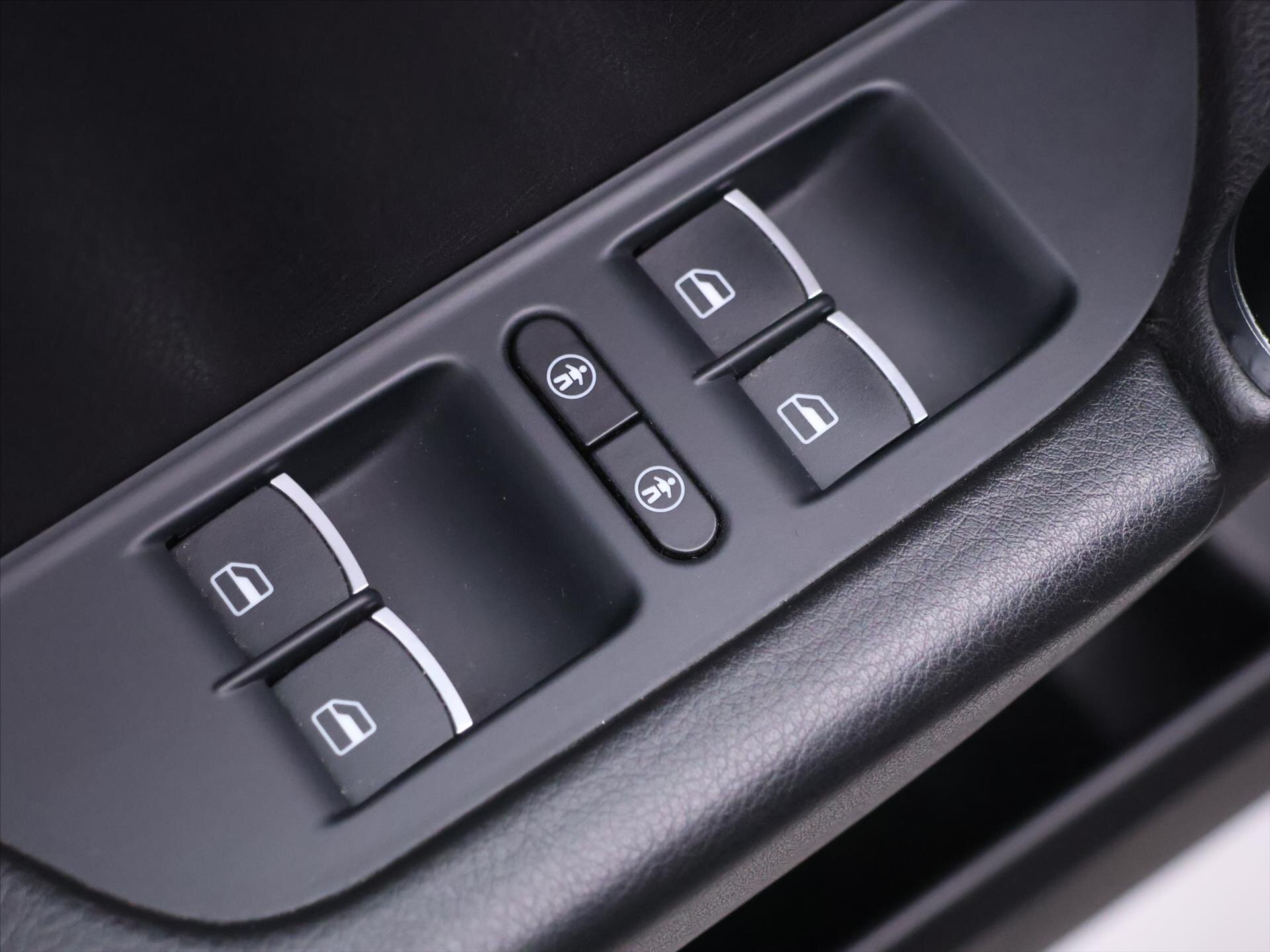 Volkswagen Touareg SUV 3,0 l 193 kw