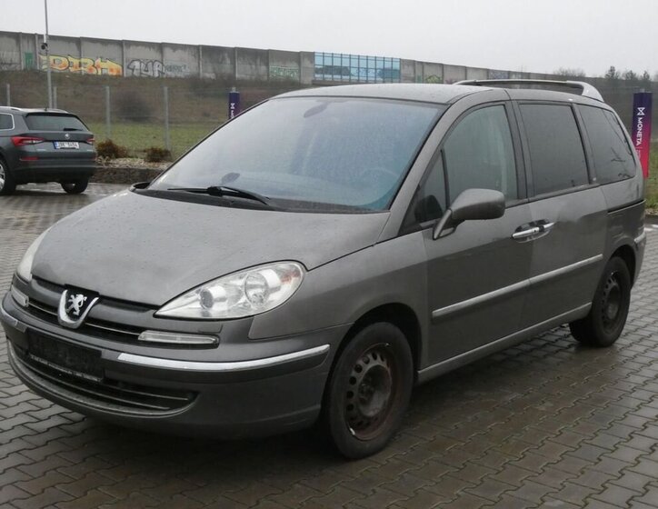 Peugeot 807 2