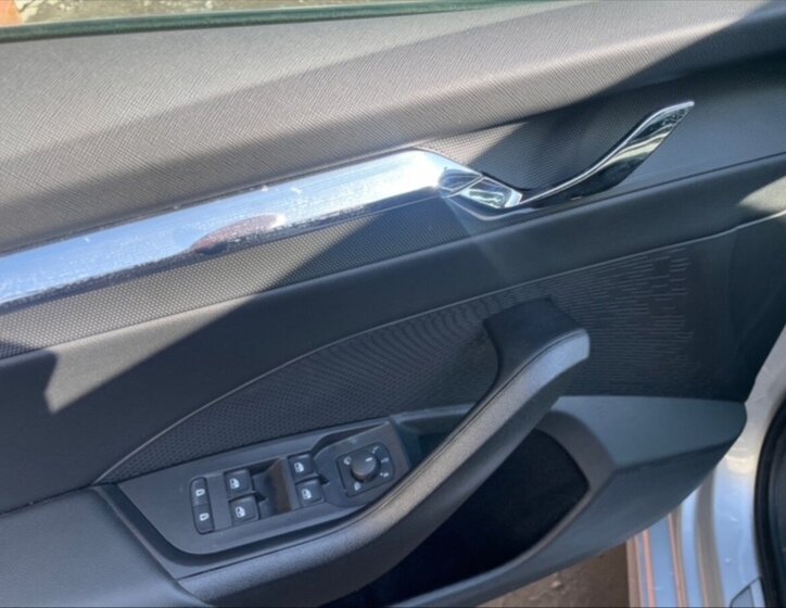 Škoda Octavia Liftback 2,0 l 85 kw