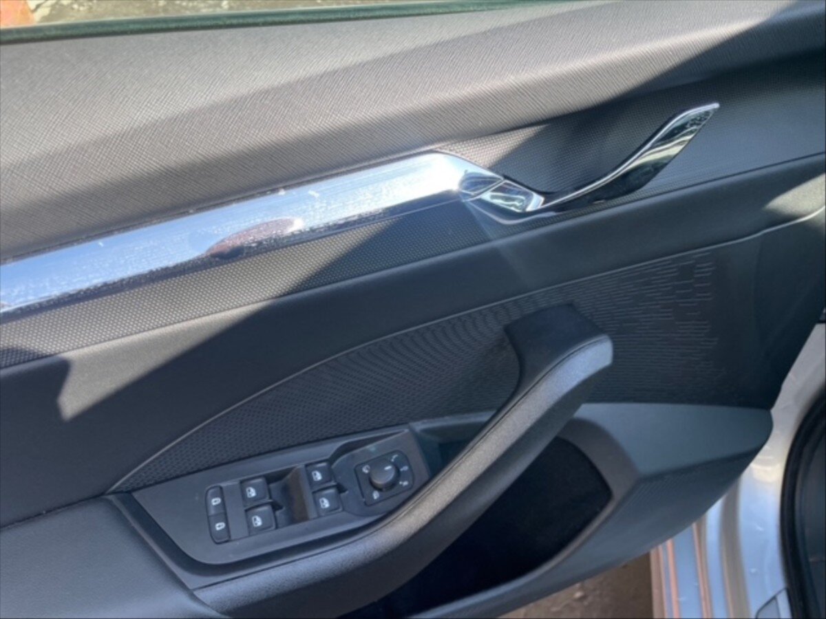 Škoda Octavia Liftback 2,0 l 85 kw