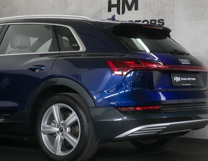 Audi e-tron SUV 0,0 300 kw