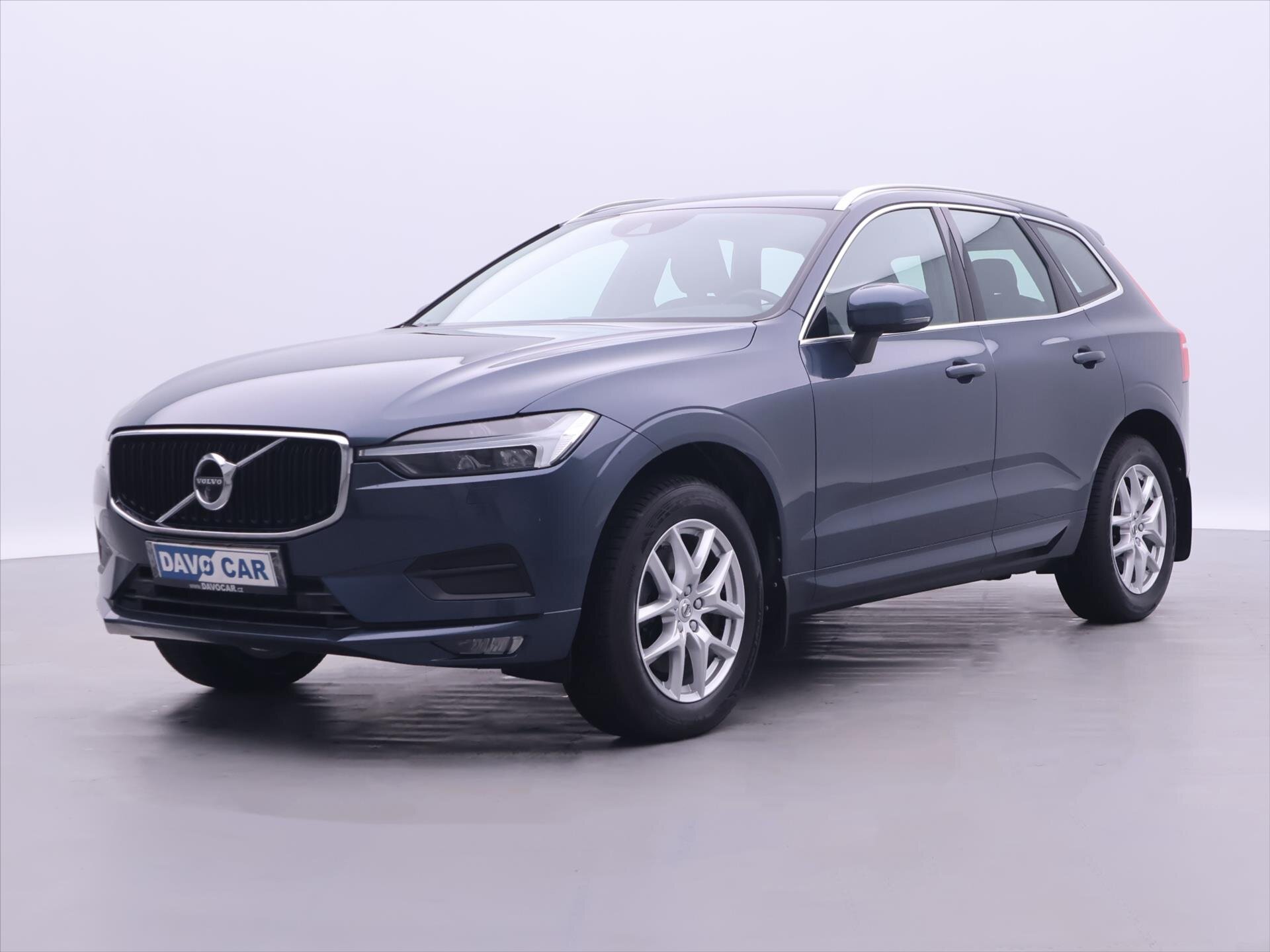 Volvo XC60 SUV / Terénní 2,0 l 145 kw
