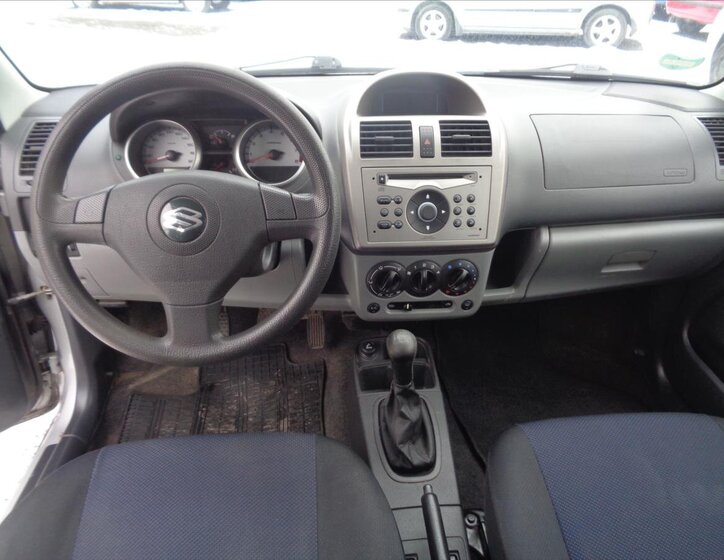Suzuki Ignis Hatchback 1,3 l 69 kw