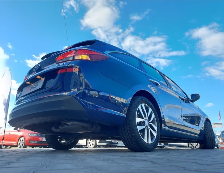 Hyundai i30 Kombi 1,6 l 85 kw