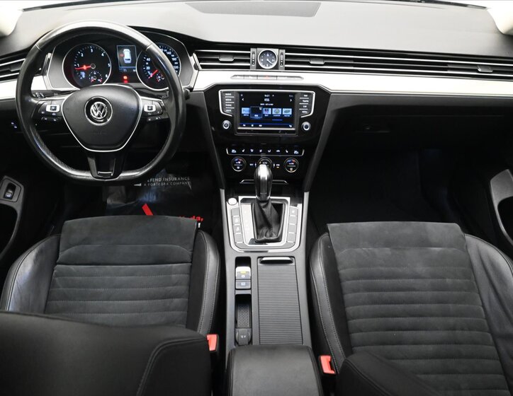 Volkswagen Passat Kombi 2,0 l 140 kw